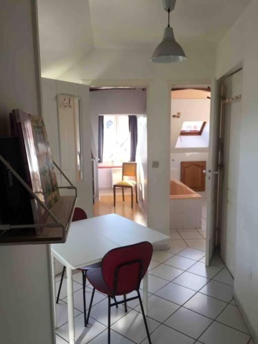 Logement cosy et lumineux Auxerre Extérieur photo